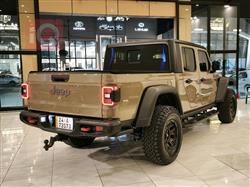 جيب جلاديتور